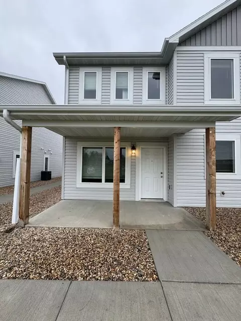 3308 Kenner Loop, Bismarck, ND 58504