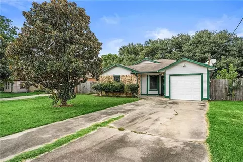 2716 2nd Ave N, Texas City, TX 77590