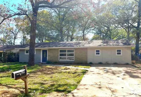 165 Chotard Ave, Pearl, MS 39208