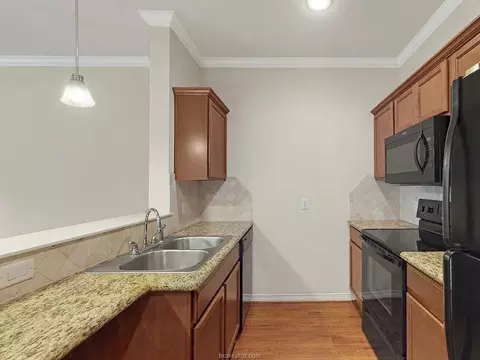 1198 Jones Butler Rd #2607, College Station, TX 77840