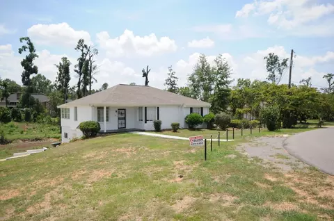 16 Windsor Dr, Tuscaloosa, AL 35404