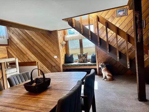 418 Snowcreek Rd, Mammoth Lakes, CA 93546