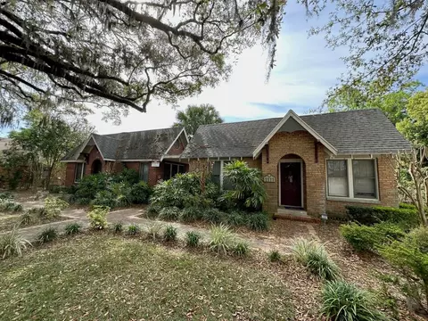 1111 SW 6th Ave, Gainesville, FL 32601