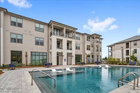 2501 Bienville Blvd #331, Ocean Springs, MS 39564