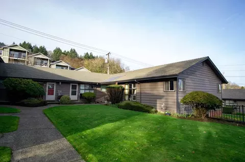 3717 S Corbett Ave #16, Portland, OR 97239