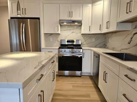 3087 Emerson St, Palo Alto, CA 94306