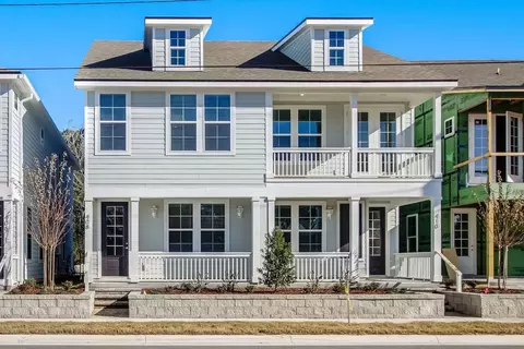 408 S 8th St, Fernandina Beach, FL 32034