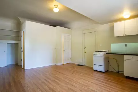 2323 NW Marshall St #01, Portland, OR 97210