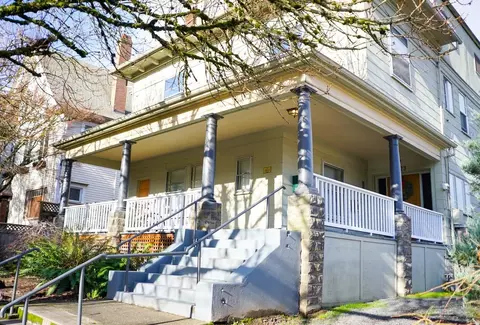 2323 NW Marshall St #01, Portland, OR 97210
