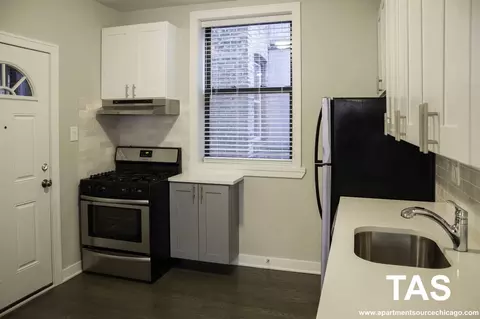 5061 N Damen Ave #1E, Chicago, IL 60625