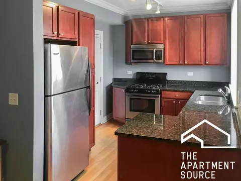 4863 N Hermitage Ave #2E, Chicago, IL 60640