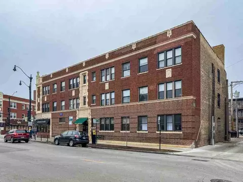 2244 W Wilson Ave #102, Chicago, IL 60625