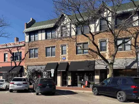 343 Park Ave #09, Glencoe, IL 60022