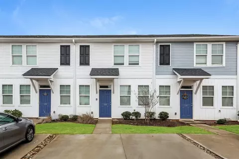120 Valley Creek Dr, Boiling Springs, SC 29316
