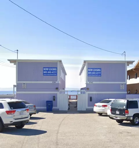6741 Del Playa Dr, Isla Vista, CA 93117