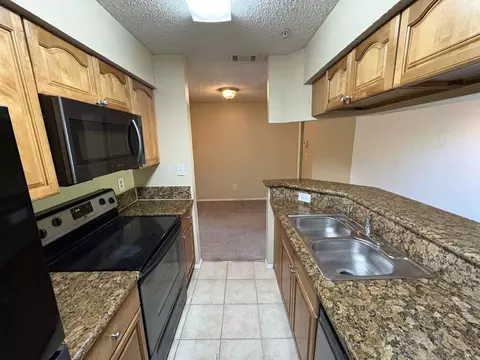 249 Afton Sq #307, Altamonte Springs, FL 32714