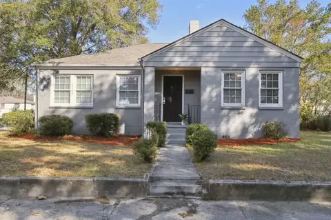 2102 E 41st St, Savannah, GA 31404