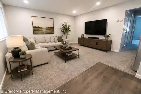 1817 Central Ave #215, Alameda, CA 94501