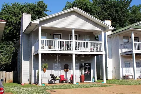2701 Sumner Pl, Tuscaloosa, AL 35401