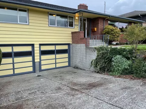 2120 NW 86th St, Seattle, WA 98117