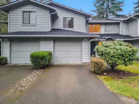 16004 NE 42nd Ct, Redmond, WA 98052