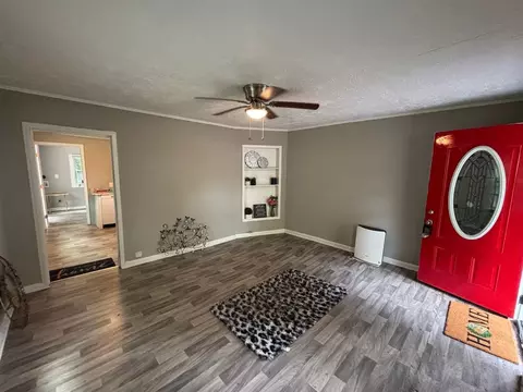 1112 East Dr, Gastonia, NC 28052
