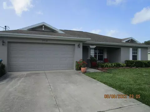 2718 SW 3rd Ln, Cape Coral, FL 33991