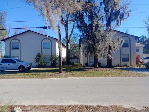 1217 Kennedy Rd, Daytona Beach, FL 32117