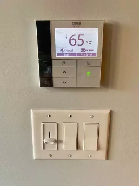 5240 N Winthrop #214, Chicago, IL 60640