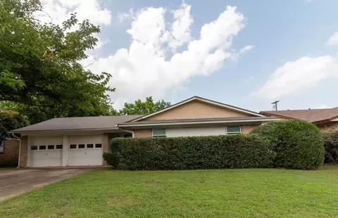 3503 Oriole Ln, Denton, TX 76209