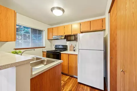 1503 18th St NW, Puyallup, WA 98371