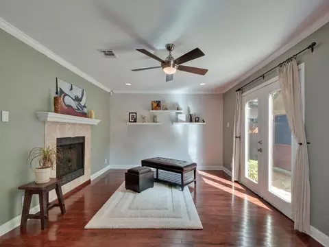 610 W North Loop Blvd, Austin, TX 78751 photo 17