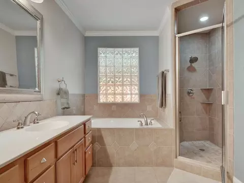 610 W North Loop Blvd, Austin, TX 78751 photo 19