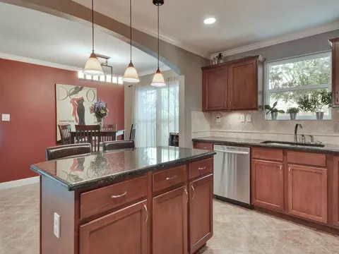 610 W North Loop Blvd, Austin, TX 78751 photo 11