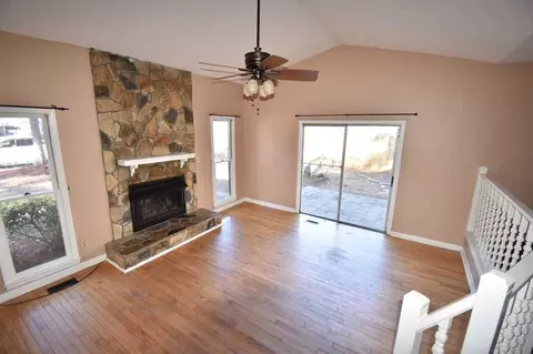957 Kennesaw Dr, Fayetteville, NC 28314