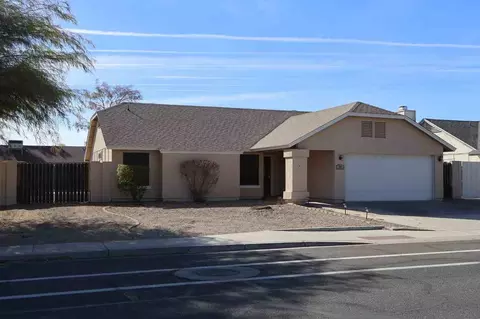 725 W Mesquite St, Chandler, AZ 85225