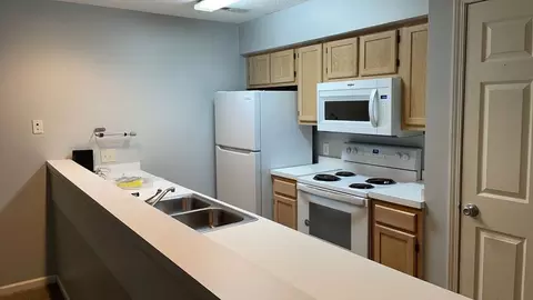 521 White River Dr #21E, Myrtle Beach, SC 29579