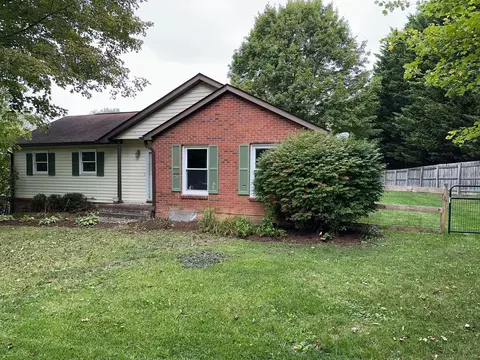 1600 Hardwood Dr, Blacksburg, VA 24060