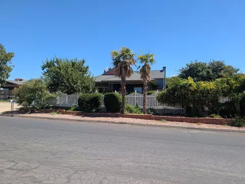 33 S 100 E, Washington, UT 84780