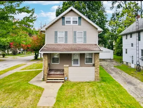 67 E Archwood Ave #A, Akron, OH 44301