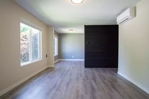 4149 SE 37th Ave #2, Portland, OR 97202