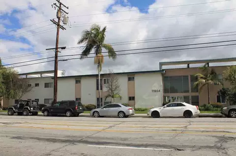11934 Old River School Rd, Downey, CA 90242