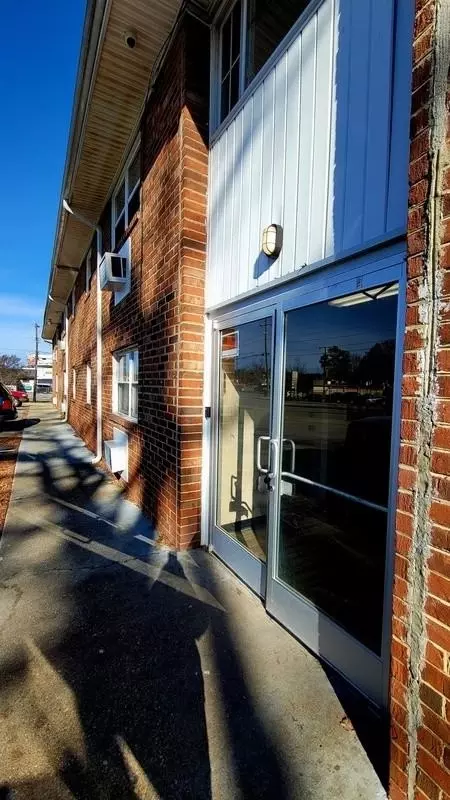 3601 Richmond Hwy #7, Richmond, VA 23234