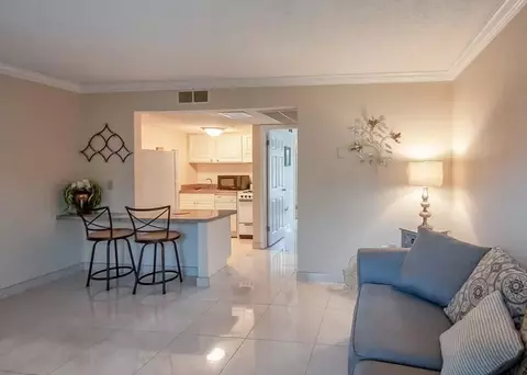 129 Blue Point Way #130, Altamonte Springs, FL 32701