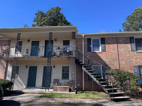 436 Hill St #7, Athens, GA 30601
