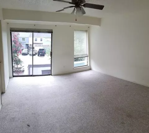 36 Larkspur Ln, Lafayette, LA 70507