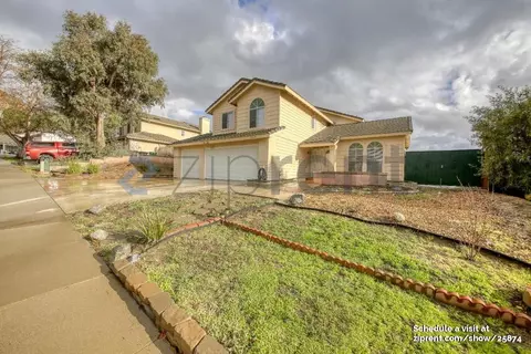 21627 Winding Rd, Moreno Valley, CA 92557