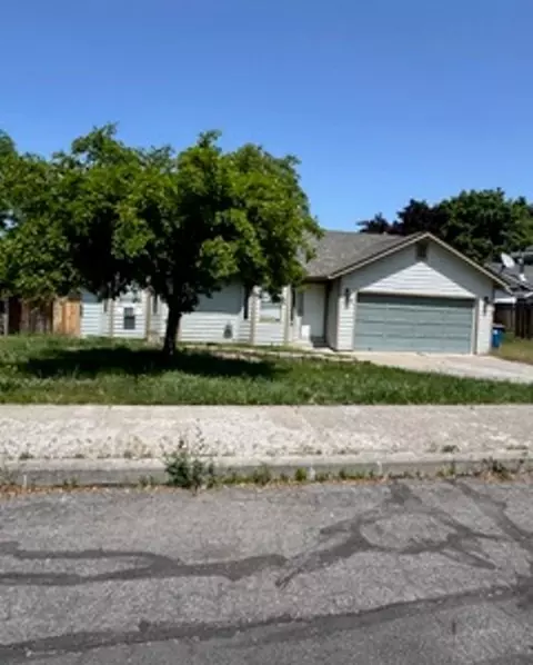 1154 NE Ulysses Dr, Bend, OR 97701