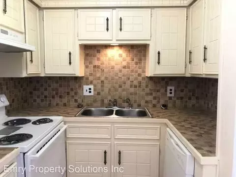 1608 59th St #8, Lubbock, TX 79412