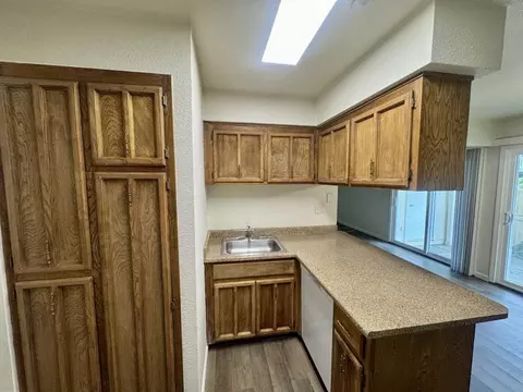 6241 Riverside Blvd #113, Sacramento, CA 95831